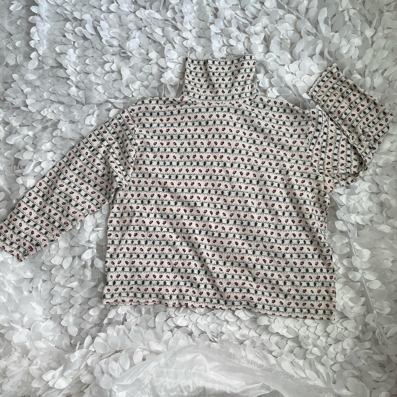 Croft & Barrow Women's White and Red Jumper