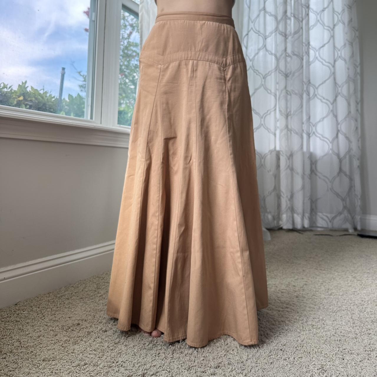 Women's Tan Skirt