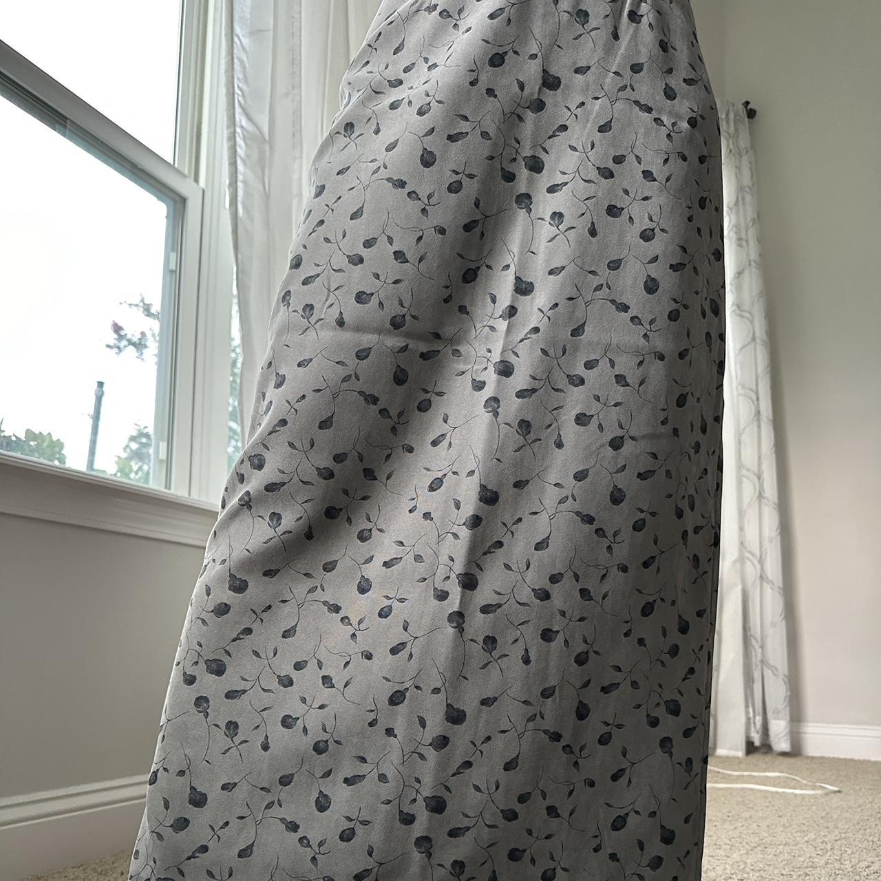 Women's Grey and Black Skirt