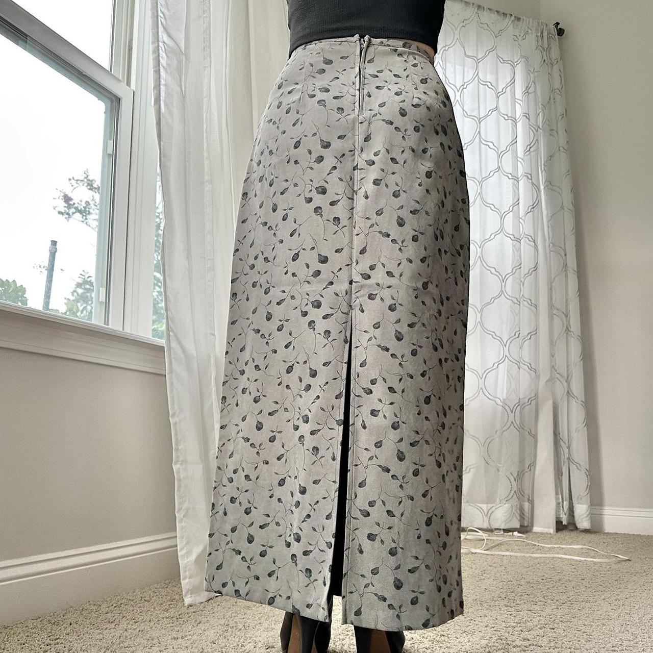 Women's Grey and Black Skirt