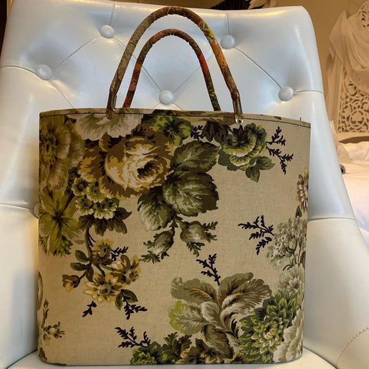 Rare unique vintage floral structured style tote.