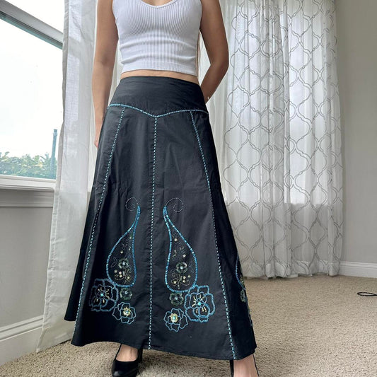 Women's Black and Blue Skirt