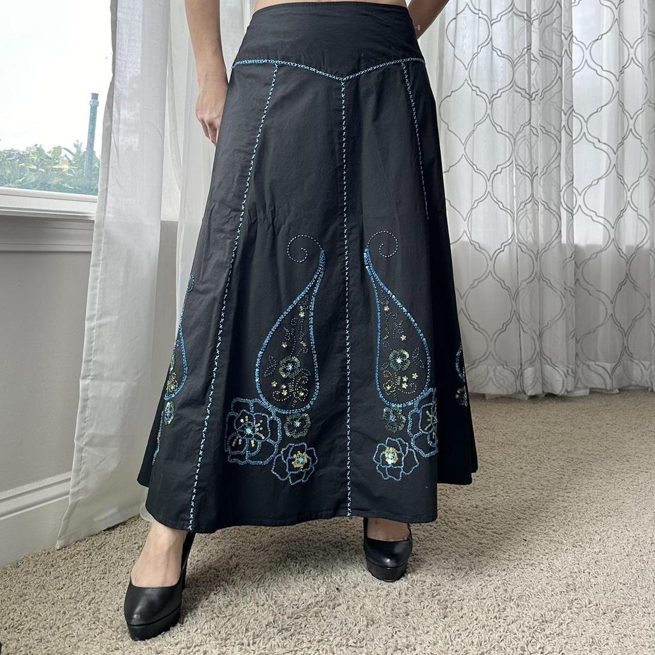 Women's Black and Blue Skirt