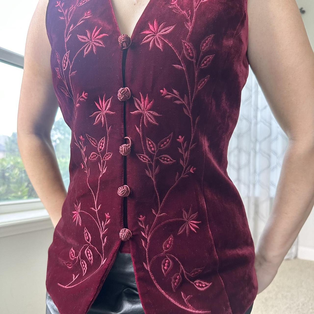 Ann Taylor Women's Burgundy Gilet