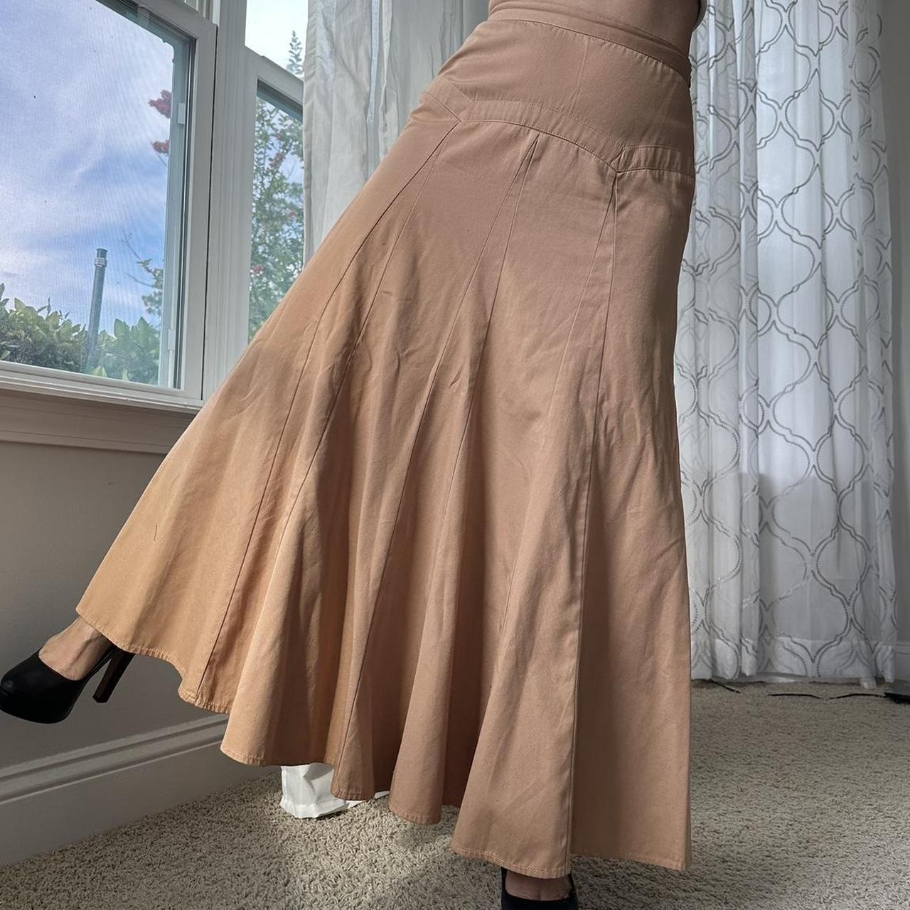 Women's Tan Skirt