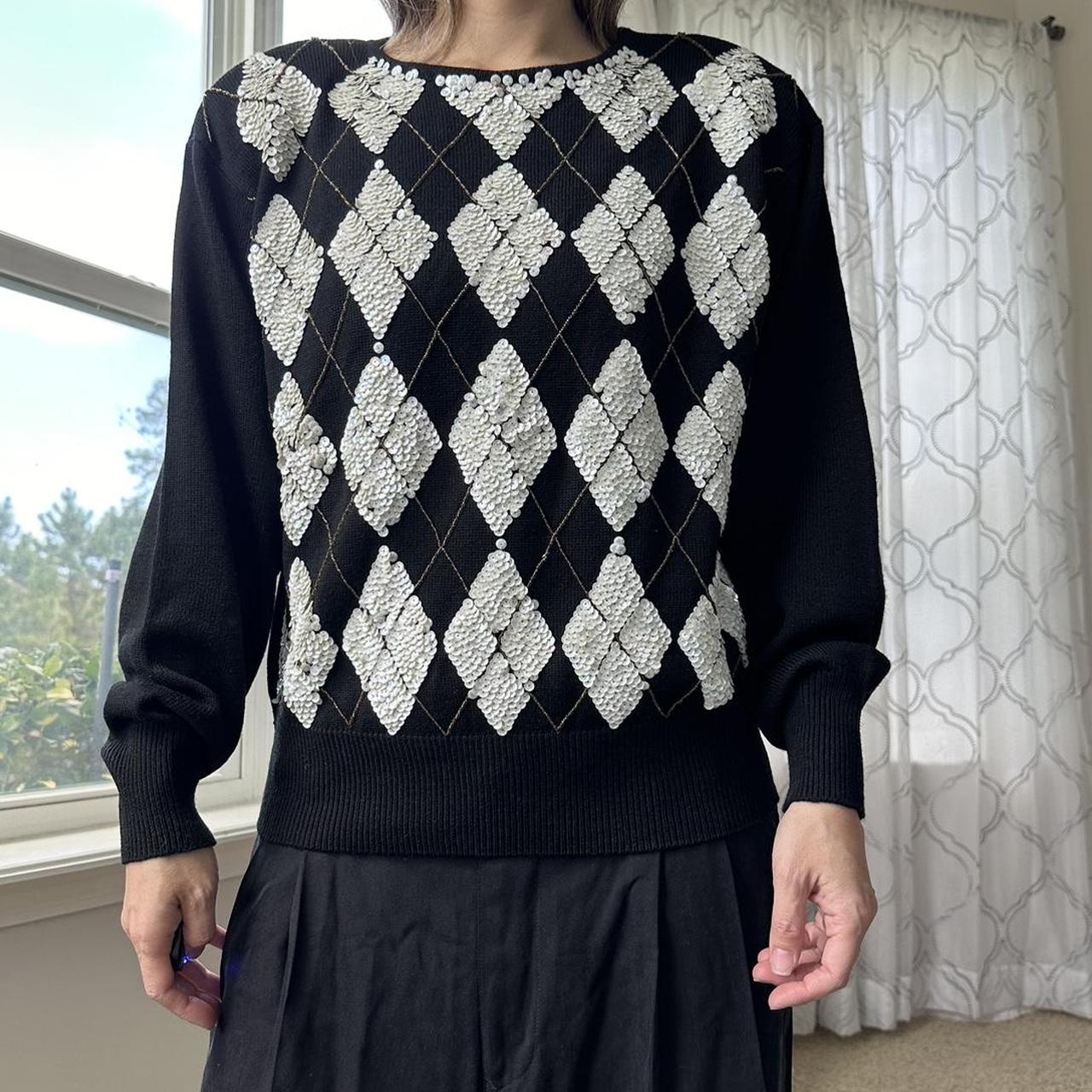 Liz Claiborne Women's Black and White Jumper