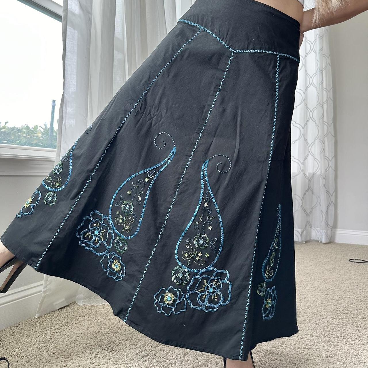 Women's Black and Blue Skirt